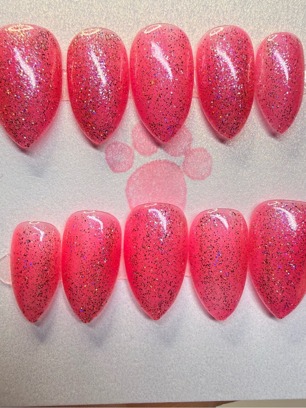 Short almond Pink Glitter Press-On Nail Set
